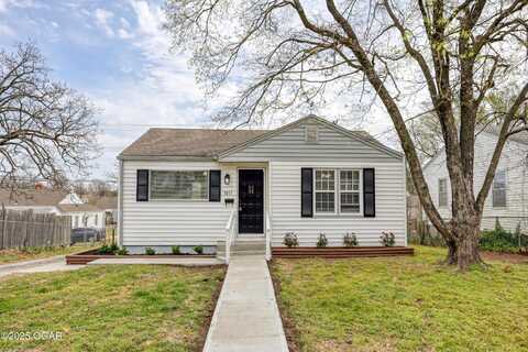 3417 S Joplin Avenue, Joplin, MO 64804
