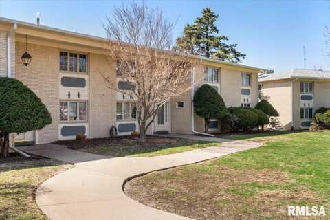 930 17TH Street, Moline, IL 61265