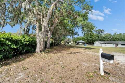 8209 EDISON ROAD, LITHIA, FL 33547