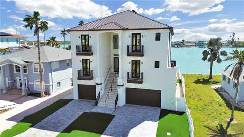 882 BAY POINT DRIVE, MADEIRA BEACH, FL 33708