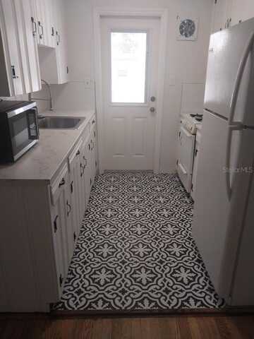 2178 8TH AVENUE N, Saint Petersburg, FL 33713