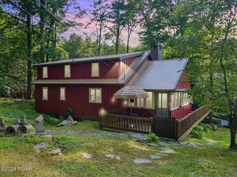 112 Beechwood Cove Road, Greentown, PA 18426