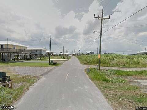 E Central Ave, Grand Isle, LA 70358