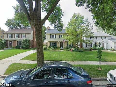 90Th, MILWAUKEE, WI 53226