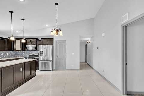 Round, EL PASO, TX 79938