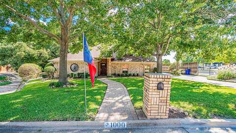 Shady Oak, MANSFIELD, TX 76063