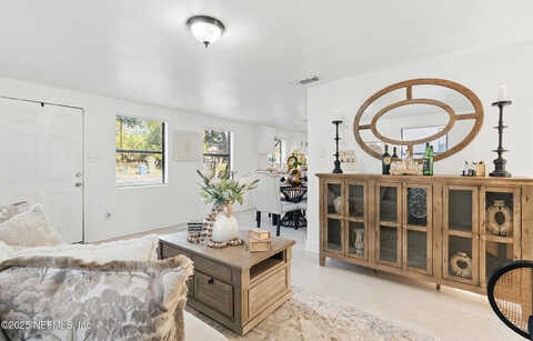 10Th, JACKSONVILLE, FL 32208