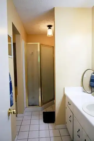 Fiji, FLOWERY BRANCH, GA 30542