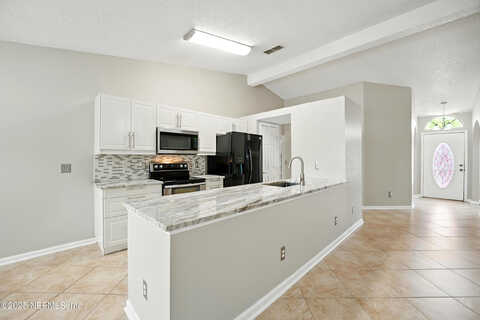 Crystal Brook, JACKSONVILLE, FL 32224