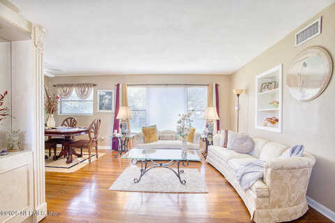 Rogero, JACKSONVILLE, FL 32211