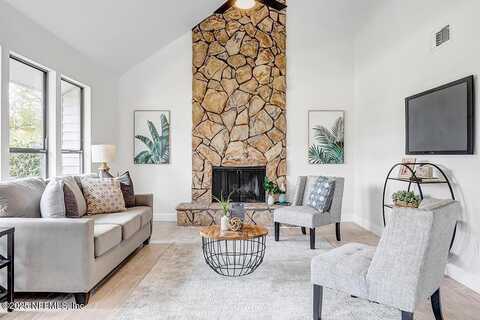 Arrowhead, JACKSONVILLE, FL 32257