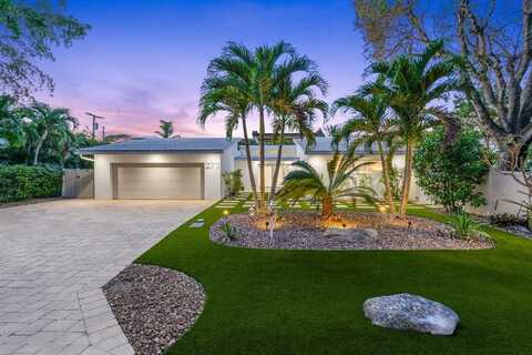 2711 NE 20th St, Fort Lauderdale, FL 33305