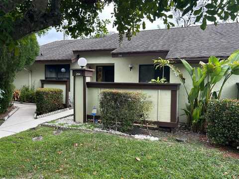 284 AMBER Court, Royal Palm Beach, FL 33411