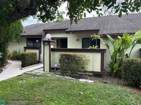 284 AMBER Court, Royal Palm Beach, FL 33411