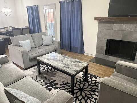 Coppertowne, DALLAS, TX 75243