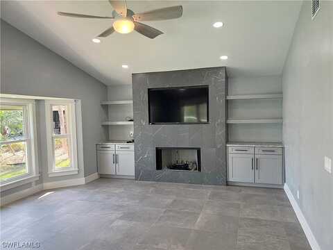 Kelly Sands, FORT MYERS, FL 33908