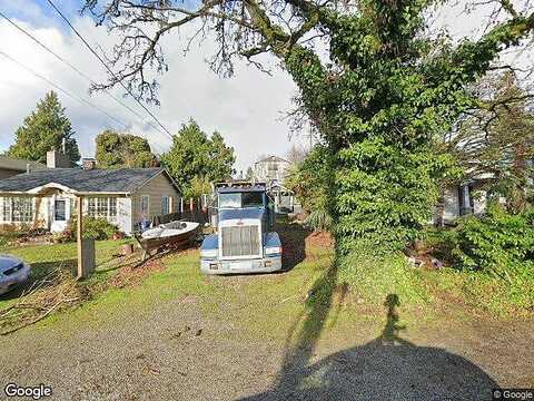 101St, SEATTLE, WA 98133