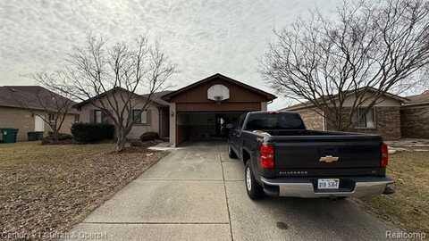 47724 MEADOWBROOK Drive, Macomb, MI 48044