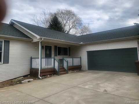 4220 HAPPY HOLLOW Lane, Howell, MI 48855