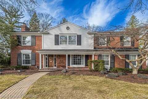 2688 AMBERLY Road, Bloomfield Hills, MI 48301