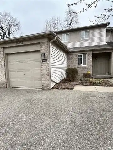 36641 DEERHURST Street S, Westland, MI 48185