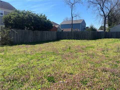 512 Oak Street, Portsmouth, VA 23704