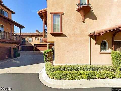 Vinca, LADERA RANCH, CA 92694