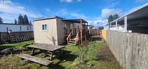 5335 Daisy ST, Springfield, OR 97478