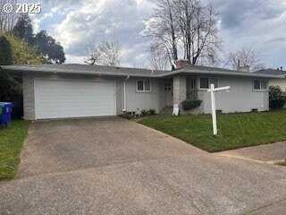 1427 SE 109TH AVE, Portland, OR 97216