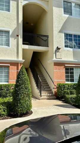 9901 Baywinds Drive, West Palm Beach, FL 33411
