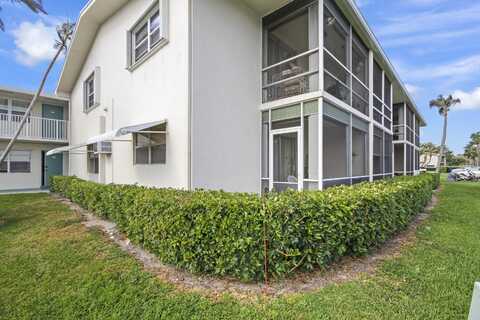 560 Horizons W, Boynton Beach, FL 33435