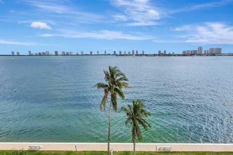 301 Lake Shore Drive, Lake Park, FL 33403