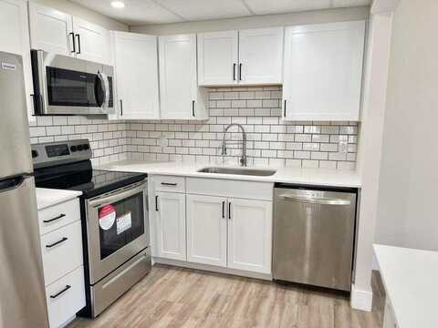 95 Saxony B, Delray Beach, FL 33446