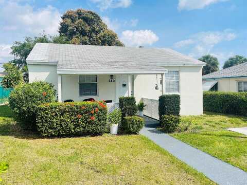 4Th, RIVIERA BEACH, FL 33404