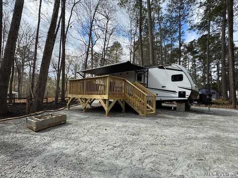 18 Blackfoot Trail, Bracey, VA 23919