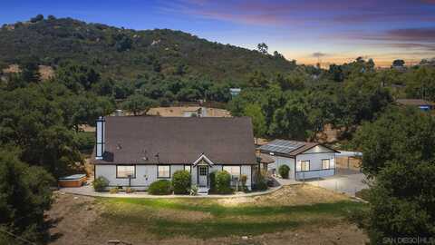 12108-12110 Lilac Heights Ct, Valley Center, CA 92082