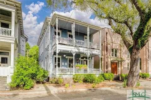 909 Howard Street, Savannah, GA 31401