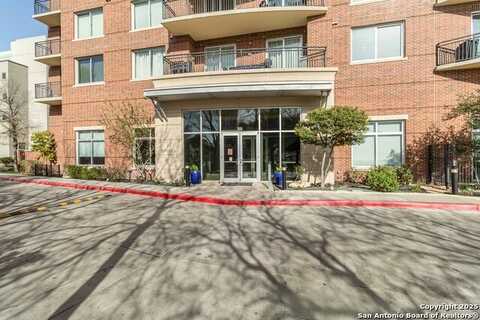 215 N Center St, San Antonio, TX 78202