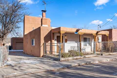 1007 Lopez Street, Santa Fe, NM 87501