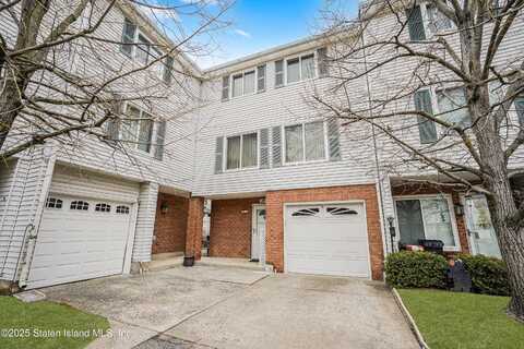 67 Ilyssa Way, Staten Island, NY 10312