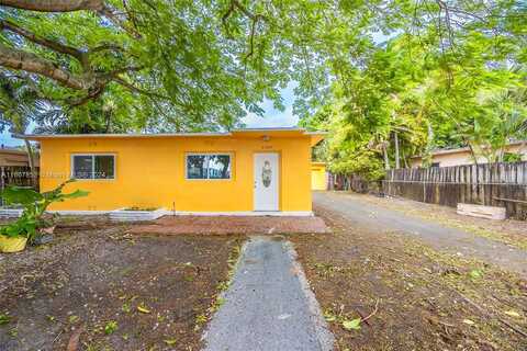 10Th, HIALEAH, FL 33010