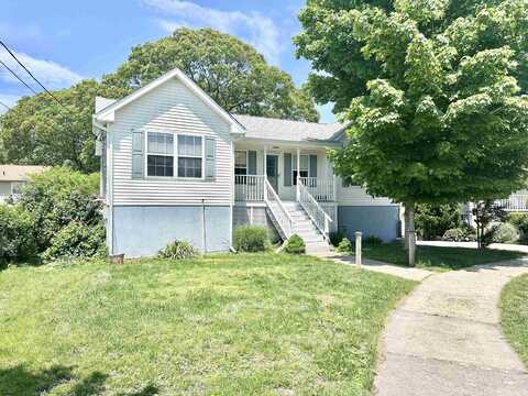 205 Columbus Pl, Somers Point, NJ 08244