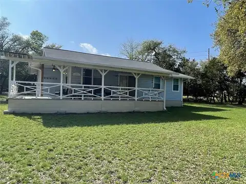 685 Eastview Drive, Canyon Lake, TX 78133