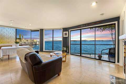 Lakeside, SEATTLE, WA 98144