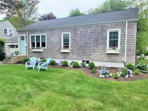 133 Carroll Avenue, Newport, RI 02840