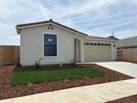 931 E Harter Drive, Visalia, CA 93292