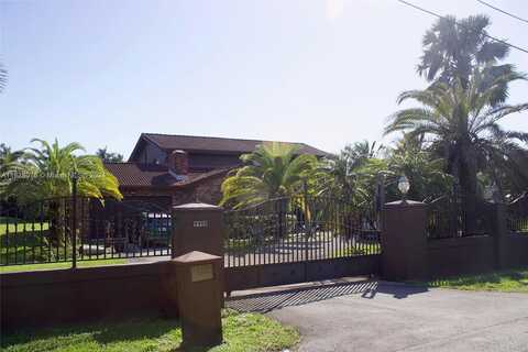 137Th, HIALEAH, FL 33018