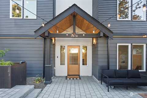1St, SEATTLE, WA 98119