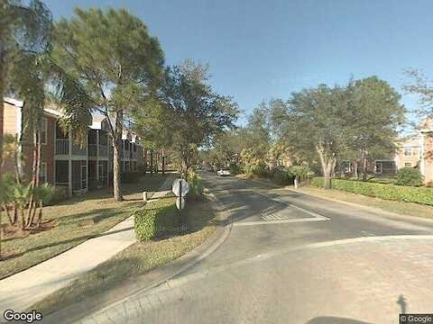 Wildwood Lakes Blvd, Naples, FL 34104