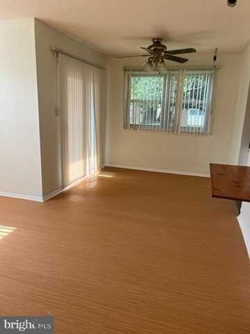 22 FLORENCE TOLLGATE, FLORENCE, NJ 08518